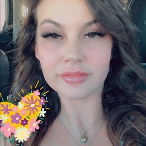 Meet your Posher, Teri